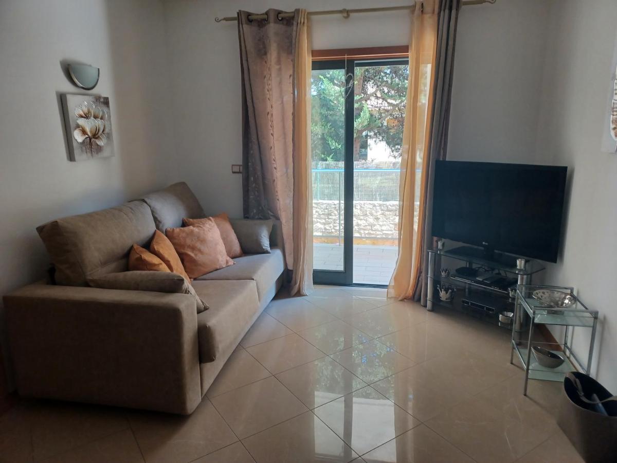 Somar Olhos De Agua Apartment
